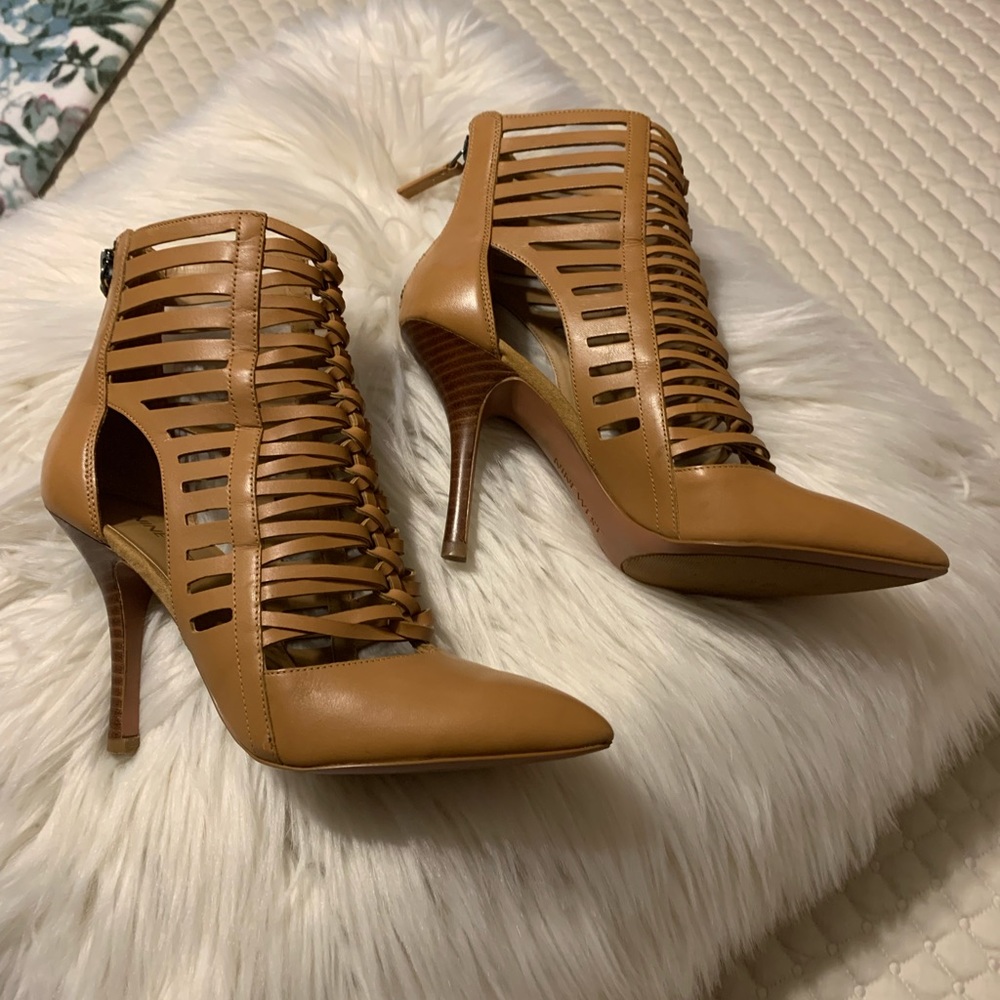 Nine West Bessy Tan Leather Bootie Size 7 - Picture 2 of 10